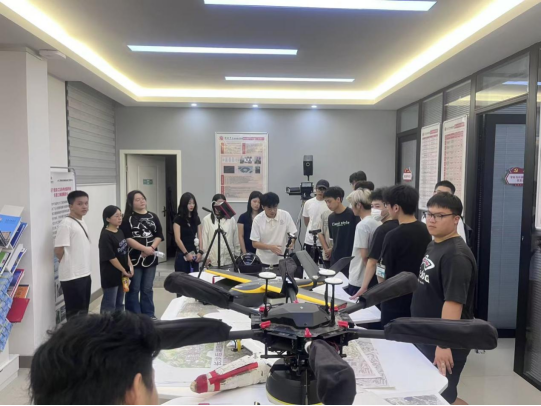 实景三维测绘微专业相关课程授课现场