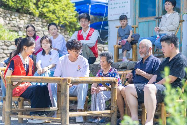 “云端下的青年说”：把理论宣讲搬进山水梯田