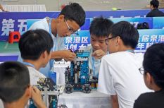 福建泉州：科技竞赛精彩纷呈