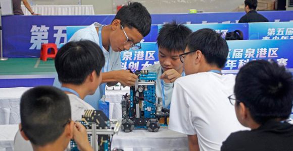 福建泉州：科技竞赛精彩纷呈