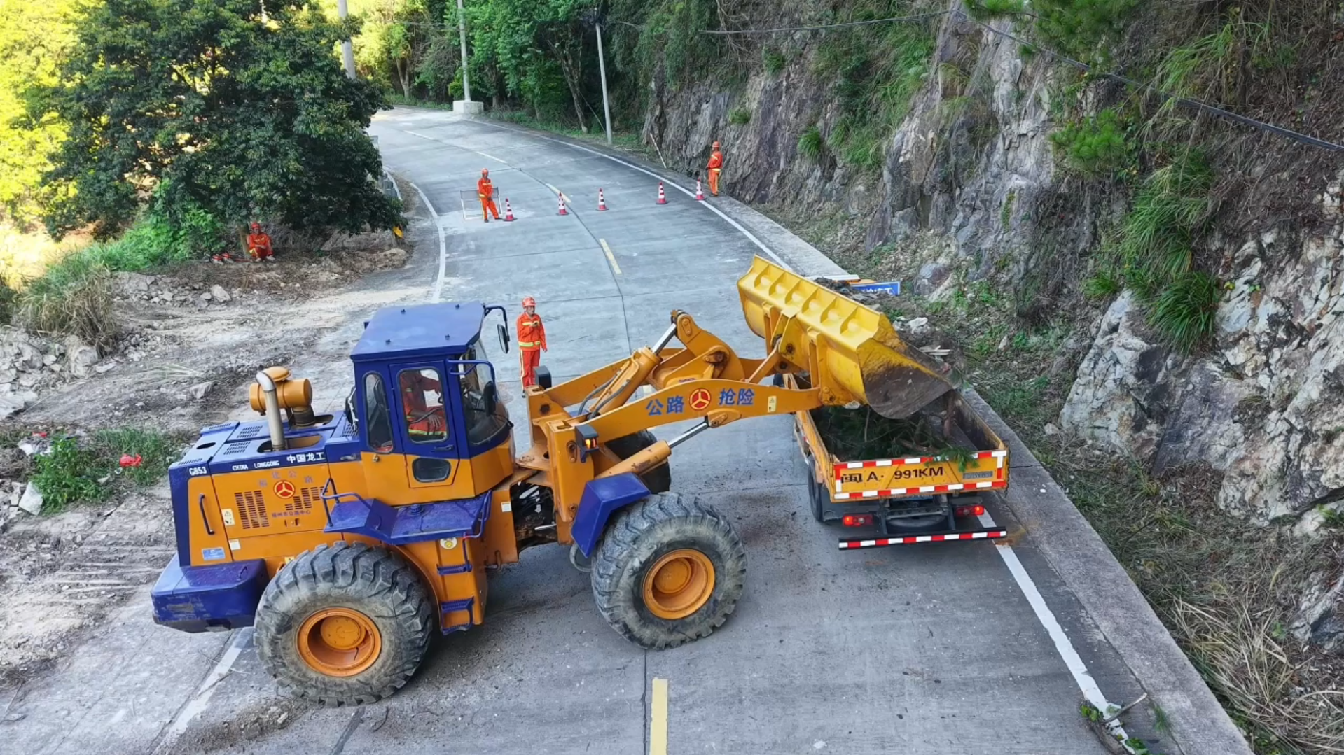闽清公路中心参与全县2026防汛防台风应急综合演练
