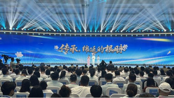 &ldquo;传承，绵延的根脉&rdquo;篇章。李牧晨 摄