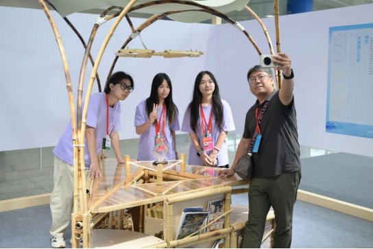 &ldquo;中建海峡杯&rdquo;第十三届海峡两岸大学生实体建构大赛落幕1629