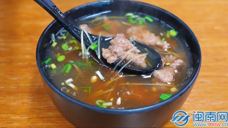 秋天来一碗牛肉羹暖胃暖身，是泉州人秋补必不可少的佳肴。图源：闽南网