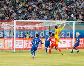 福州队5:2胜泉州队 拿下“闽超”第二阶段比赛“开门红”