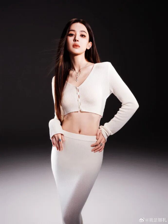 演员古力娜扎回应病情：情况不太妙