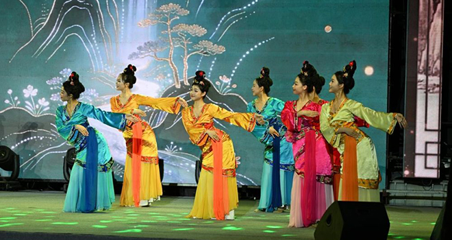 周末戏相逢——“西湖消夏·山海同歌”专场在榕上演