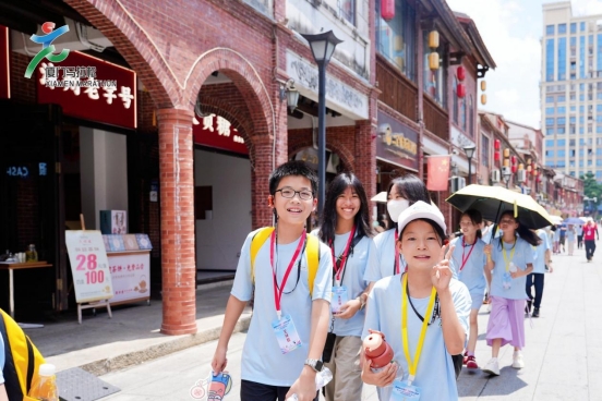第三届“厦门马拉松杯”青少年公益体育研学营开启文化寻根之旅,遇见烟火漳州!