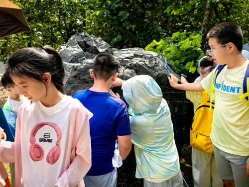 探秘自然资源 点亮科学梦想——福州汤门社区开展青少年科普研学活动