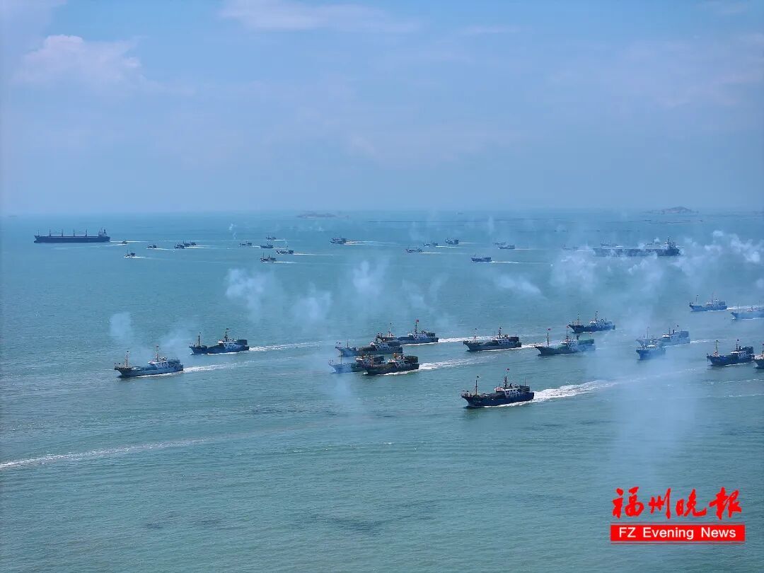 8月16日12时，为期三个半月的伏季休渔期正式结束，福州海域迎来全面开渔。
