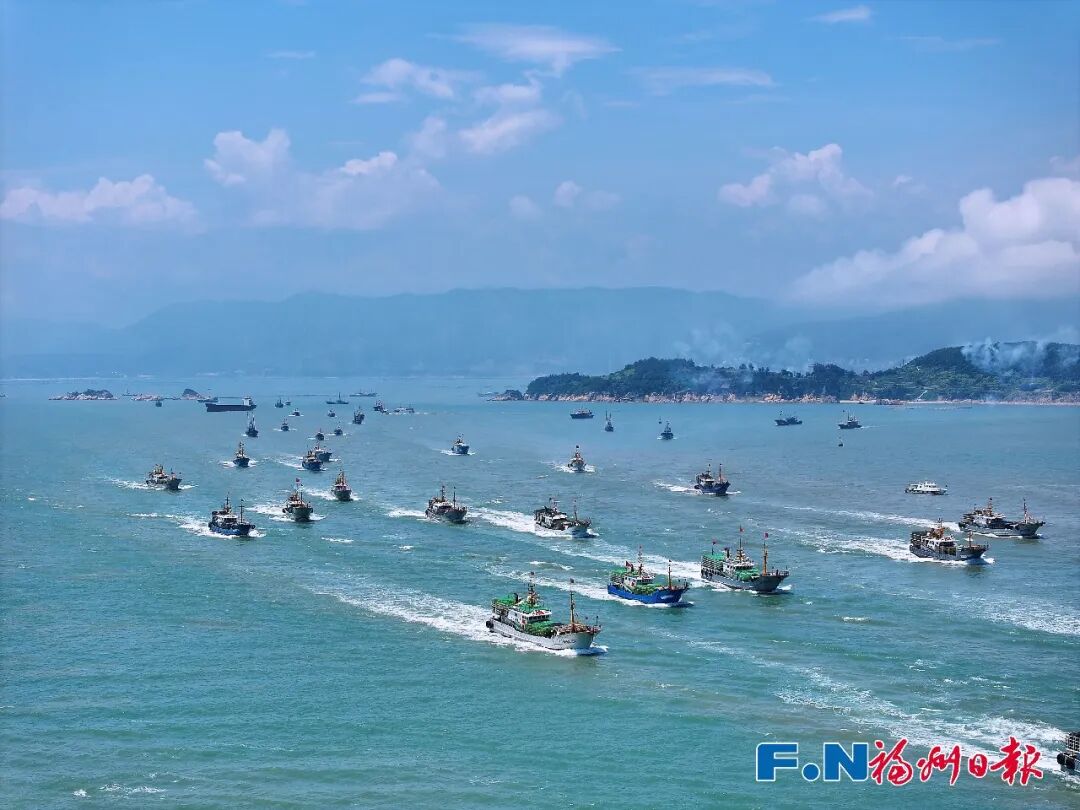 8月16日12时，为期三个半月的伏季休渔期正式结束，福州海域迎来全面开渔。