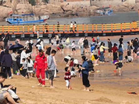 交旅融合 | 核心景点累计车流量超19万辆!霞浦旅游公路为新春山海之旅“保驾护航”