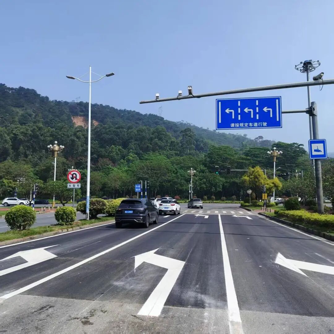 福建公路部门全力护航“五一”假期平安出行