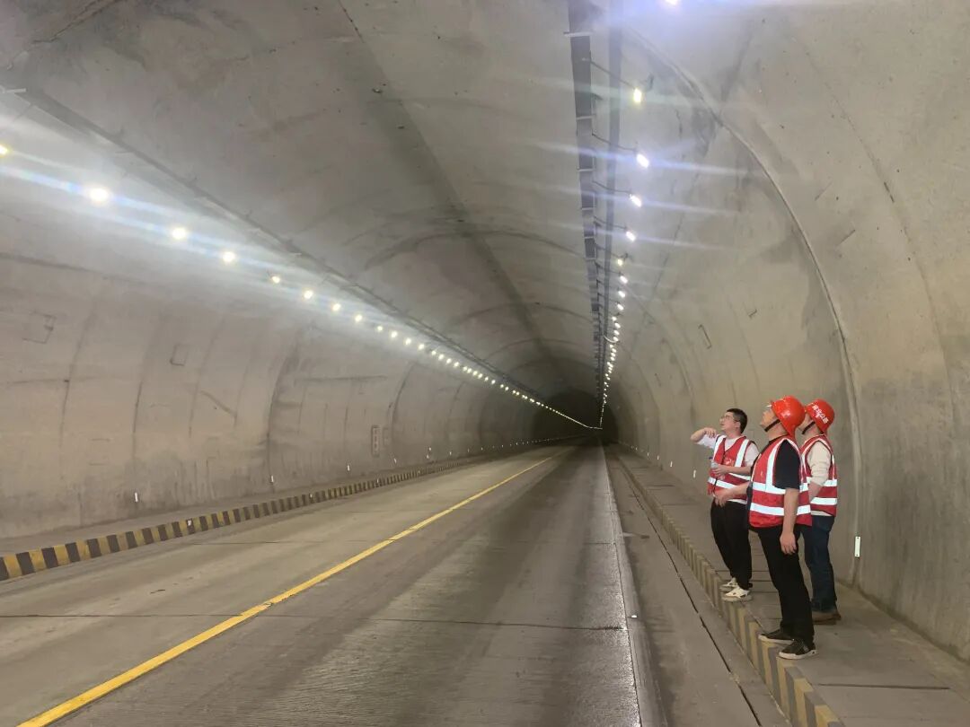 福建公路部门全力护航“五一”假期平安出行