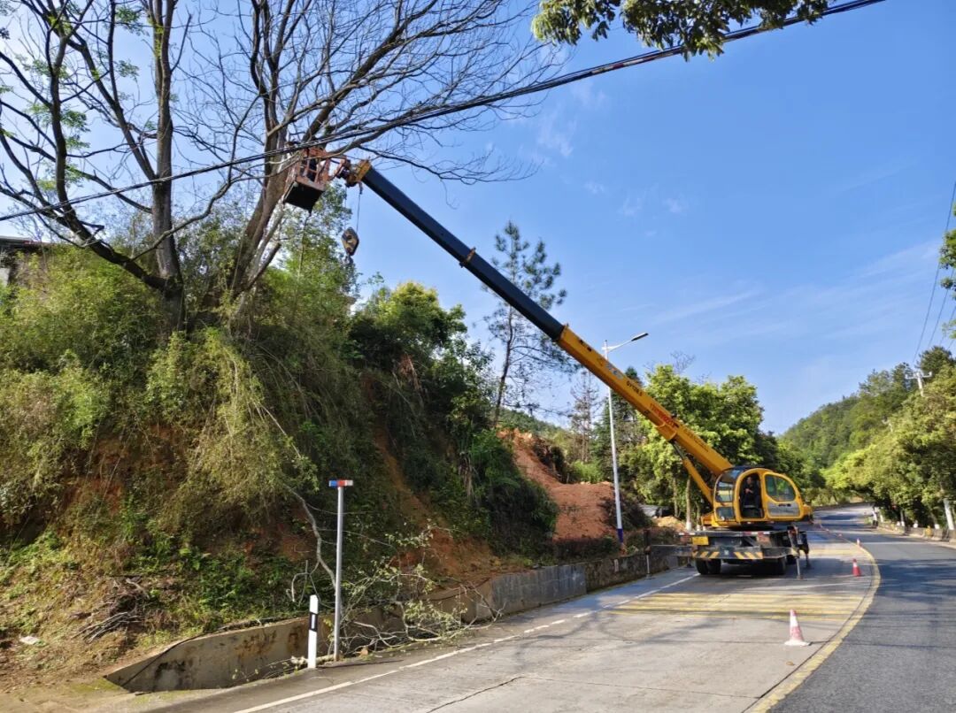 福建公路部门全力护航“五一”假期平安出行