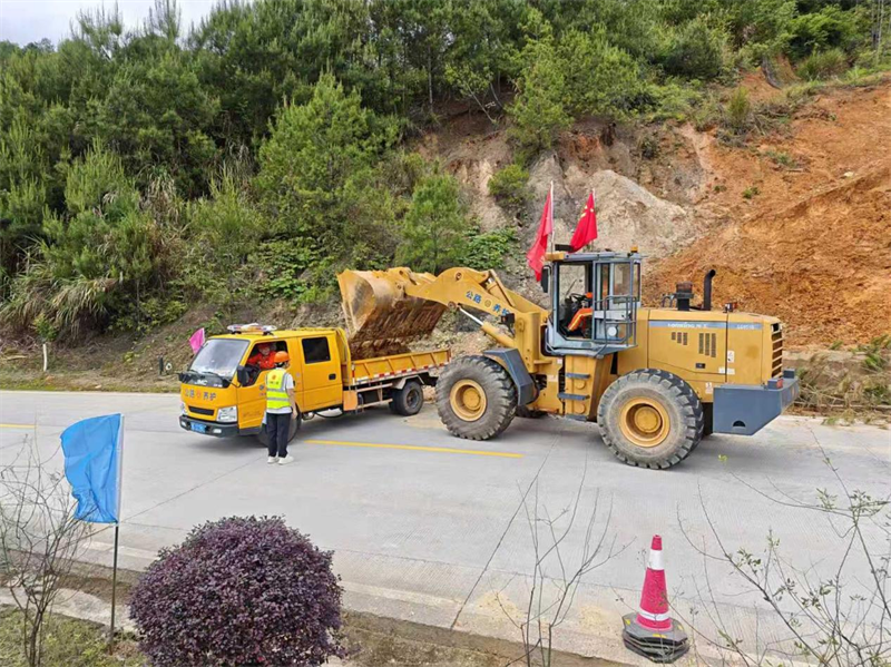 “巴威”来势汹汹，福建普通公路部门全力以赴筑牢安全防线