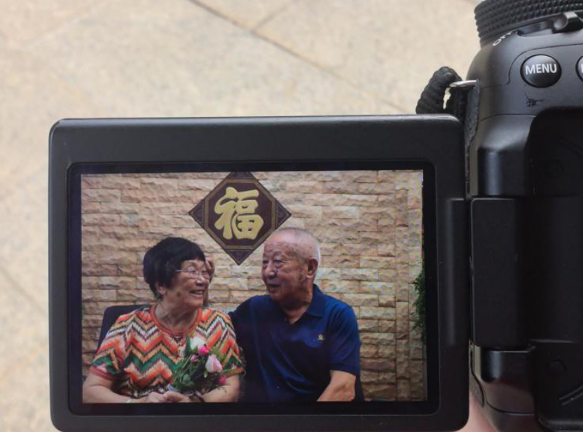 安心社区·星暖万家 | “移动照相馆”七夕进社区，平安守护“夕阳红”