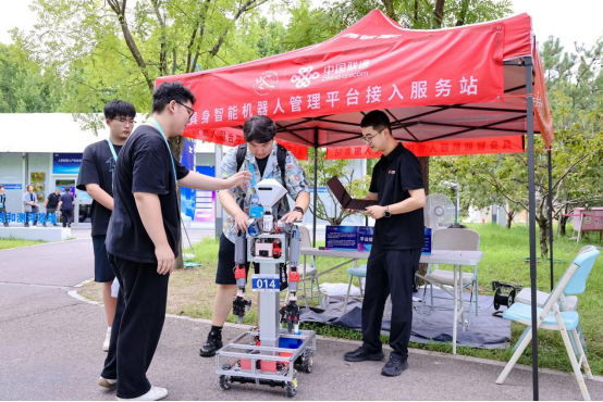 探营 | 人形机器人在运动会前如何备赛训练？