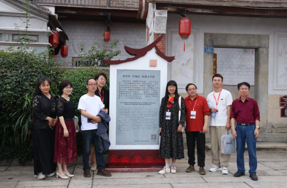深耕“闽南诗歌节”文化品牌 拓展诗教融合育人新境界