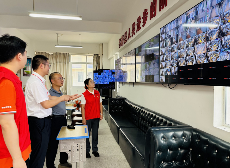 微光照见角落 科技守护青苗｜平安产险泉州中心支公司落地“安心校园”公益计划