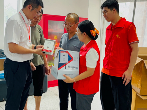 微光照见角落 科技守护青苗｜平安产险泉州中心支公司落地“安心校园”公益计划