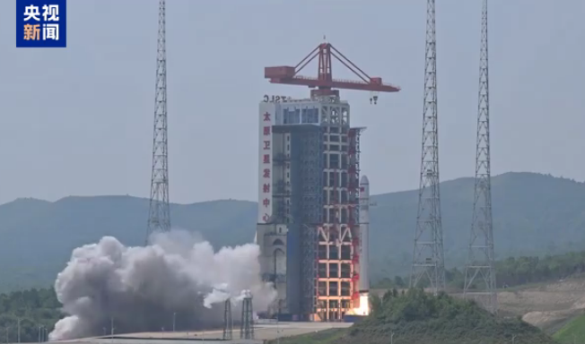 中国成功发射一箭七星 长征系列第665次飞行圆满成功