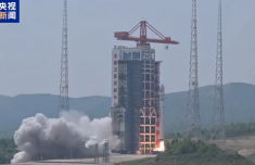 中国成功发射一箭七星 长征系列第665次飞行圆满成功