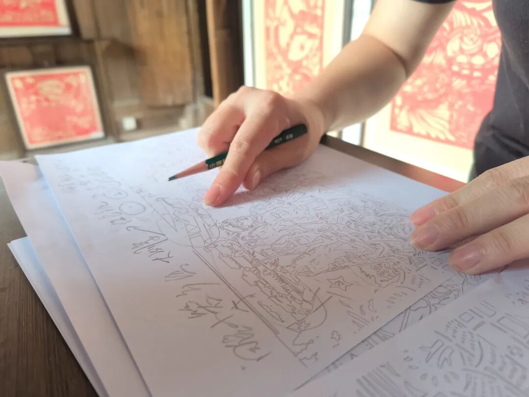 长卷内展现闽侯县小箬乡的建筑。