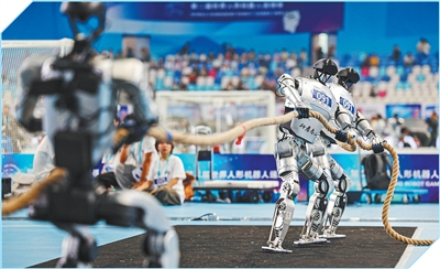 人形机器人赛场竞技 比的是产业内功