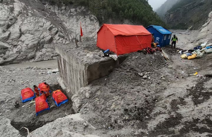 新华视点｜吉隆口岸泥石流灾害核心区一线见闻