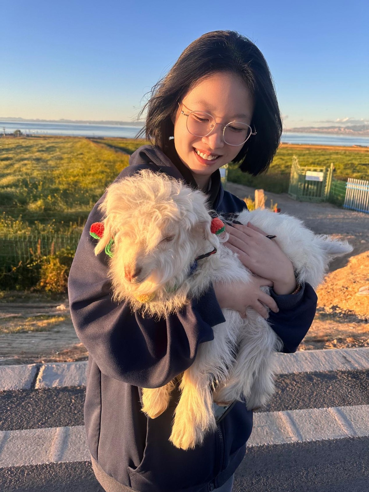 摘镜奔赴天使路！女生收到高考录取通知后随即做了这个决定
