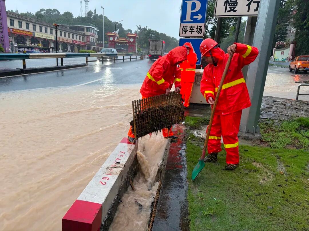 “沙德尔”再登陆，公路人风雨无阻护路畅！