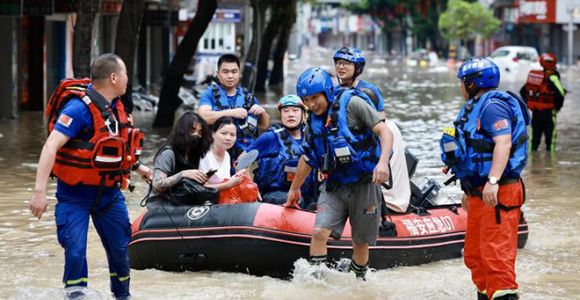 暴雨中的福建，这一幕幕，令人动容！
