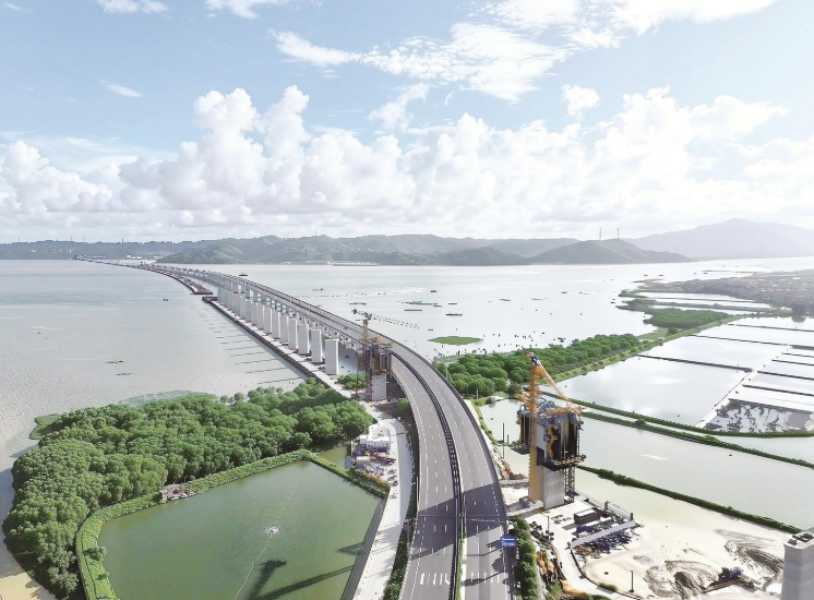 漳汕高铁项目建设进度过半 下学特大桥创全省铁路智慧施工标杆