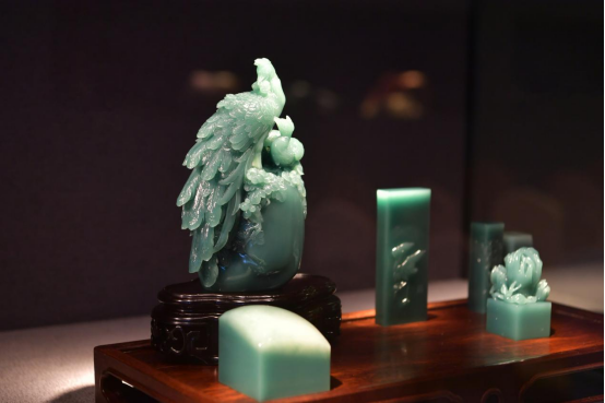 &ldquo;一抹新绿&rdquo;昆仑印石雕刻艺术作品展在榕启幕295