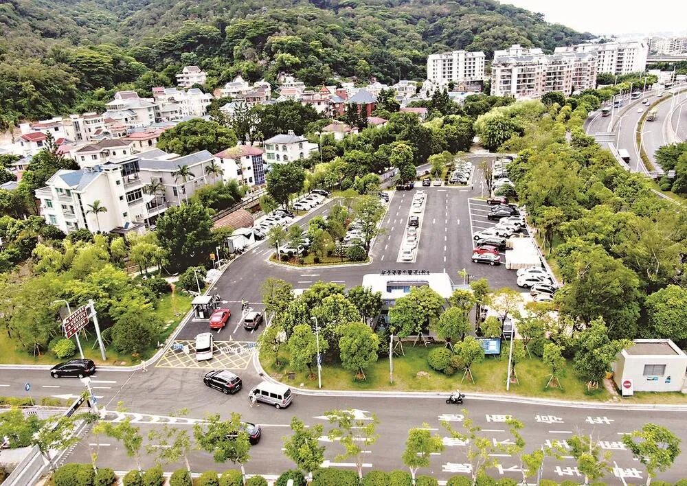 下院1号地面停车场。