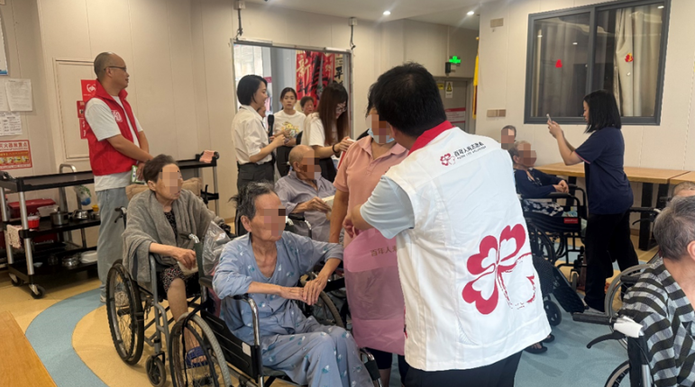 情暖养老院 金融护夕阳——百年人寿福建分公司走进百龄康养东山养老院开展金融宣教暨公益活动