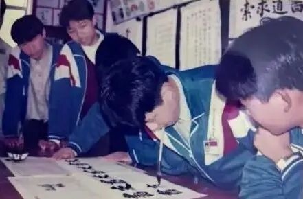 开学典礼上，“无臂教授”王争的这段演讲火了！