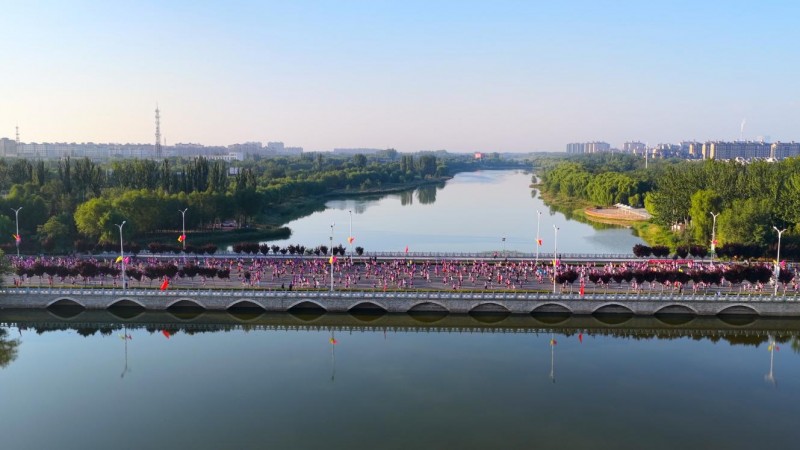 2026宁夏黄河金岸（吴忠）马拉松激情开跑
