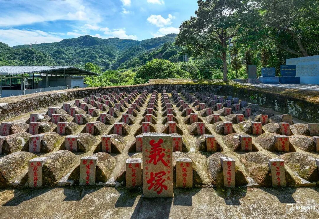 福州戍守台湾将士墓群。记者 林双伟 摄