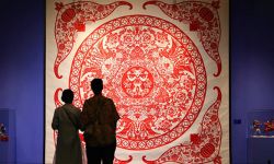 “中华情·中国梦”民间工艺主题展在厦门开展