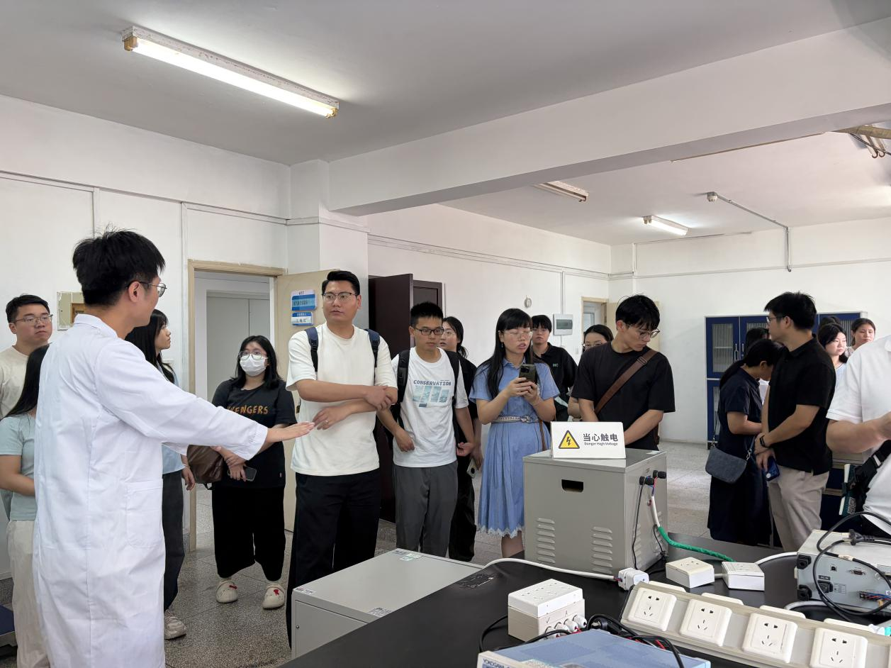 福建省食品药品质量检验研究院举办药品安全宣传周开放日活动