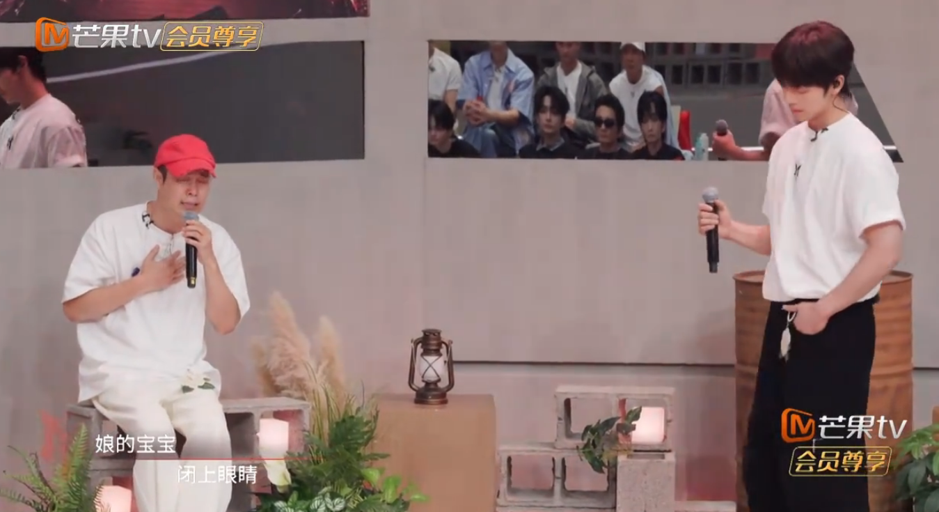 小沈阳一开口直接封神 三公小考《茶花开了》获87分