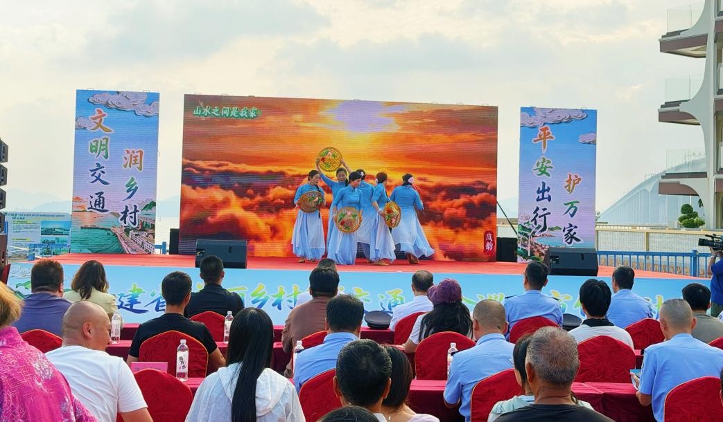 平安产险福州中心支公司:海韵石厝传安语 多方携手筑平安