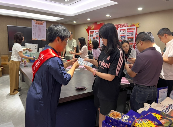 筑牢双节安全防线——农行福州华林支行扎实开展金融宣教活动