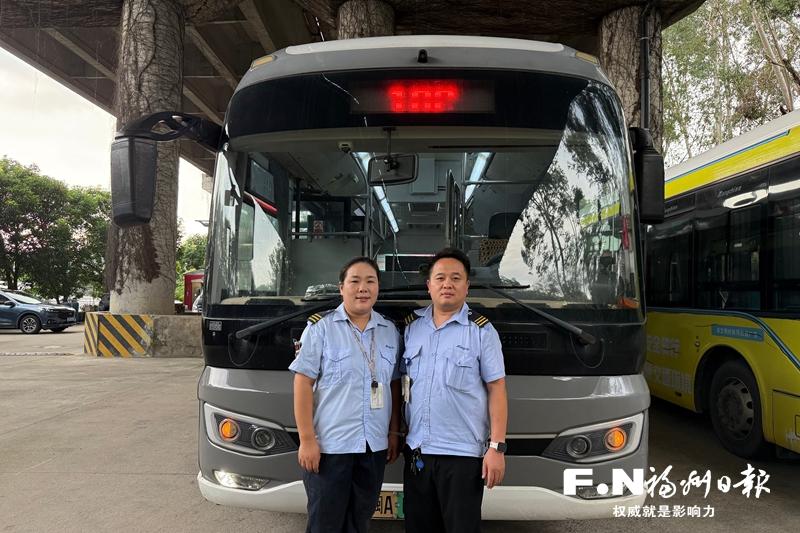兄妹车长中秋坚守一线护出行