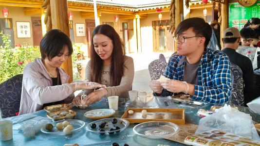 一轮明月照山海&mdash;&mdash;闽疆台三地青少年共赴中秋团圆之约