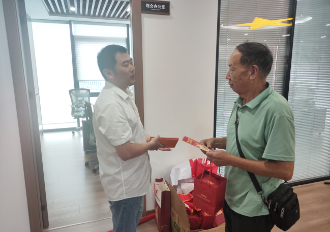 党建引领护银龄 反诈惠民守初心——人保寿险宁德中支开展军休干部养老防诈宣传活动