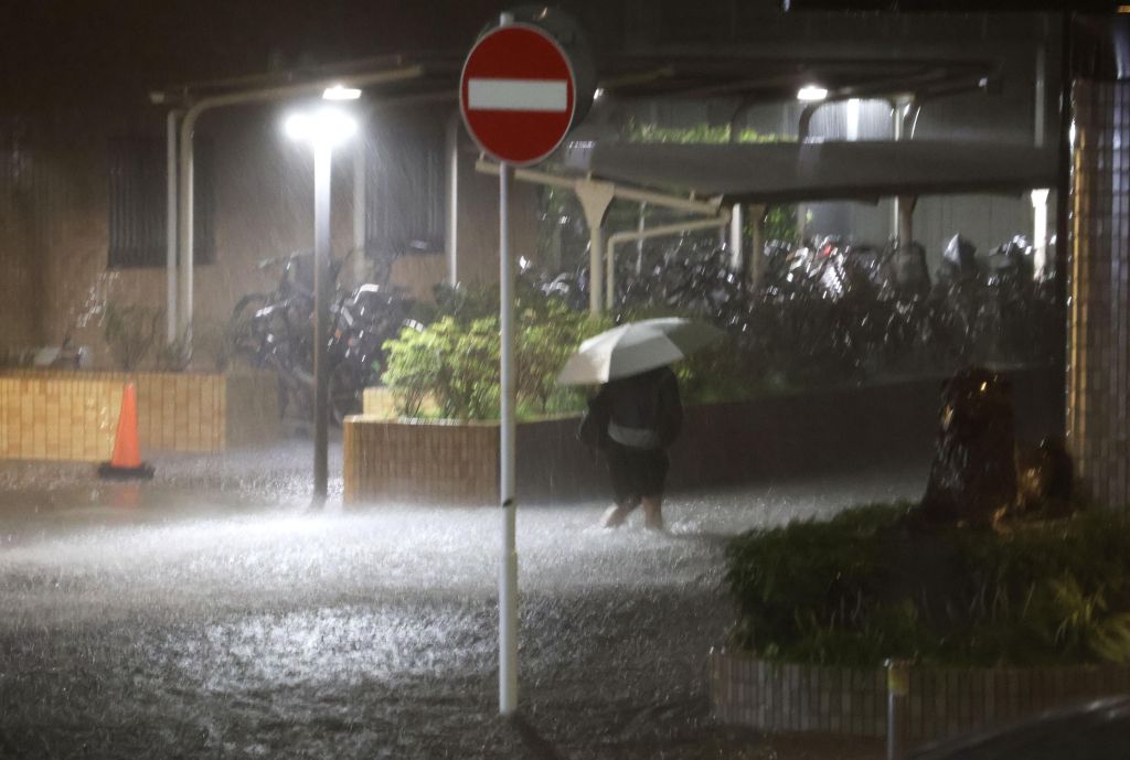 东京中心地区连续降雨33天 或将打破纪录