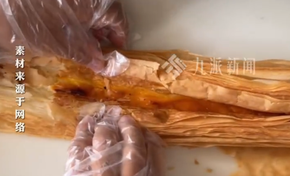 鲍师傅超长蛋挞被吐槽全是皮没蛋液 客服回应将优化产品